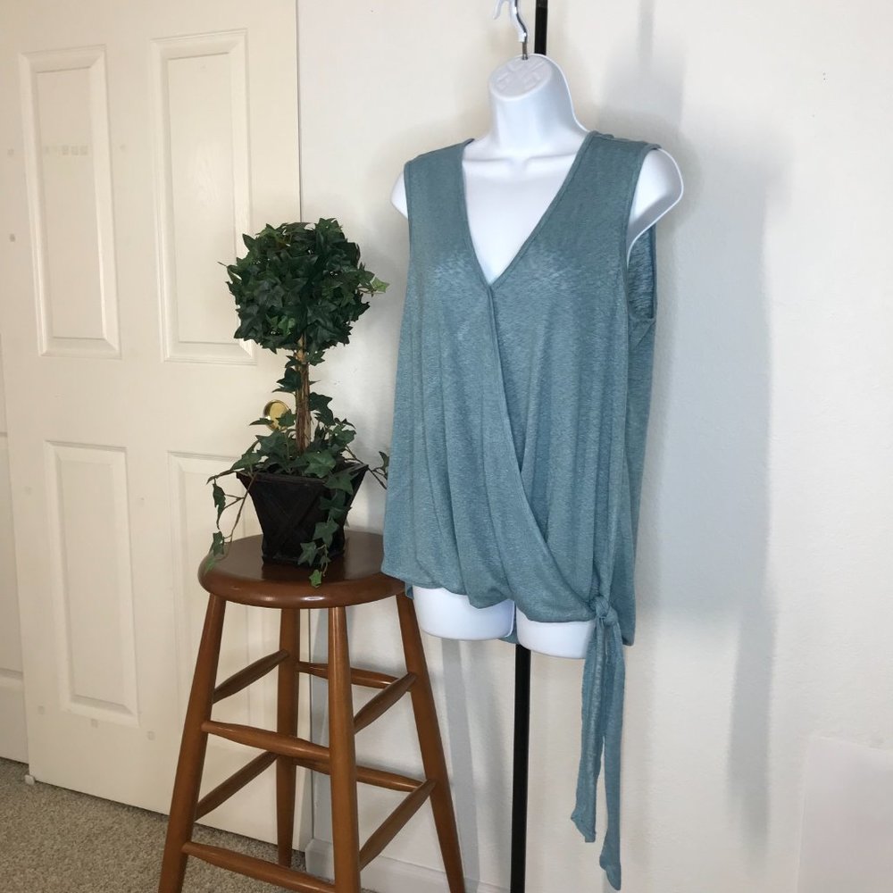 Bobeau Tank Top | Blue | Large - Picture 3 of 8